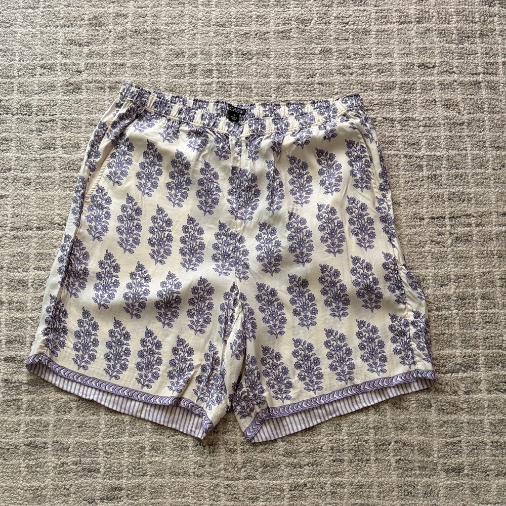 J. Crew stratus shorts, blooming lilac print, size small NWOT